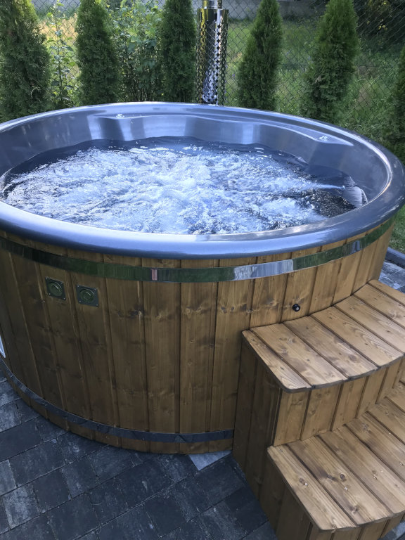 Balia z jacuzzi domu do wynajęcia Dablin 9